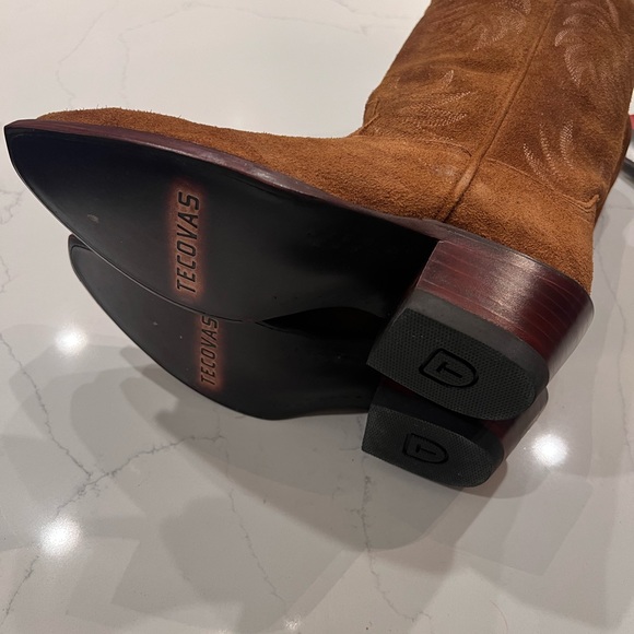 Tecovas the Annie in Suede! Size 8! Brand New! - Picture 2 of 3
